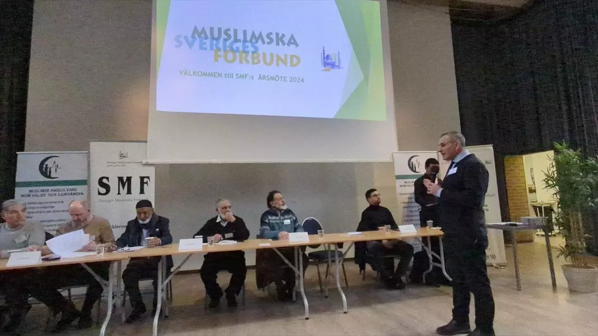 İsveç İslam Federasyonu Başkanlığına Tahir Akan yeniden seçildi