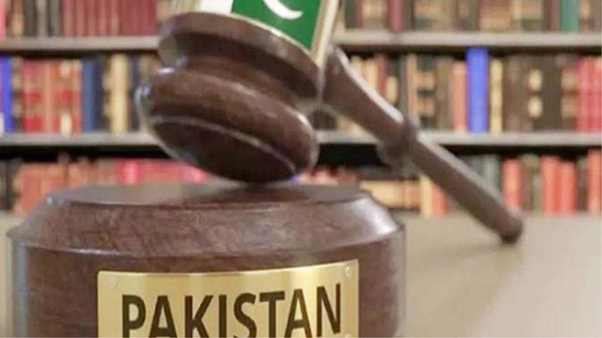 Pakistan’da üniversite öğrencisine WhatsApp mesajları sebebiyle idam cezası verildi