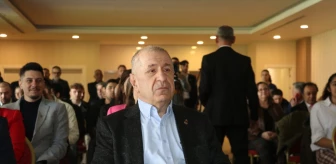 Ümit Özdağ, Sakarya'da partisinin belediye başkan adayları toplantısına katıldı