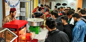 Düzce Cahit Zarifoğlu Yurdunda Öğrencilere Ramazan İftarı