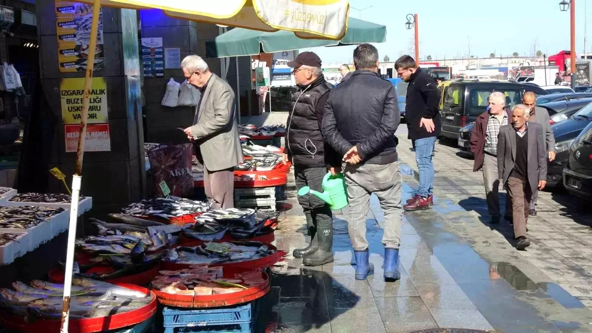 Trabzon'da Ramazan'da balık fiyatları dikkat çekiyor