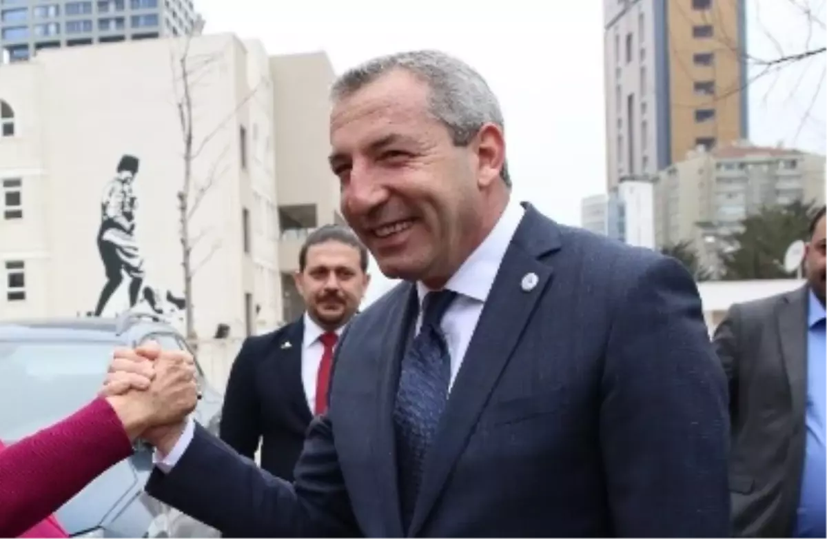Reşat Şahin Öztürk kimdir? Memleket Partisi İstanbul Ataşehir Belediye Başkan Adayı Reşat Şahin Öztürk kaç yaşında, nereli?
