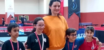 Antalyaspor Masa Tenisi Takımı İstiklal Marşı'nın kabulünün yıl dönümü turnuvasında 11 madalya kazandı