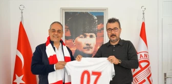 Cumhur İttifakı'nın Muratpaşa Belediye Başkan Adayı Özdemir Manavoğlu Antalyaspor Kulübü'nü Ziyaret Etti