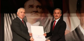 Trabzon'da İstiklal Marşı ve Mehmet Akif Konulu Panel Düzenlendi