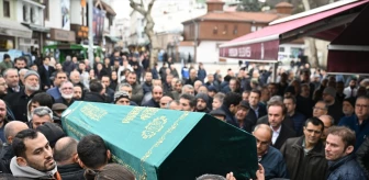 Bakırköy'de Tır Kazası: 4 Kişinin Cenazesi Toprağa Verildi