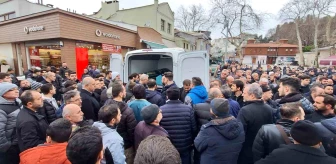 Bakırköy'de Tır Kazasında Hayatını Kaybeden Aile Son Yolculuğuna Uğurlandı