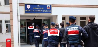 Edirne'de Arama Kaydı Bulunan 142 Şüpheli Yakalandı
