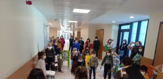 Arguvan Şehit Tuncay Göksu Çok Programlı Anadolu Lisesi Öğrencileri Hastanede Moral Ziyareti Yaptı