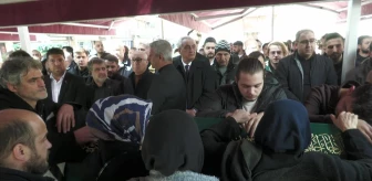 İstanbul Yeşilyurt'ta TIR Kazasında Hayatını Kaybeden Aytekin Ailesi İçin Cenaze Töreni Düzenlendi