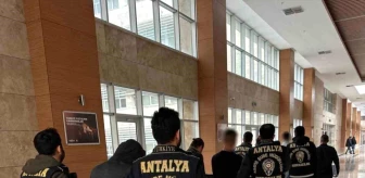 Antalya'da 19 ayrı bakır kablo hırsızlığı şüphelileri yakalandı