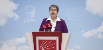 CHP Genel Başkan Yardımcısı Zeliha Aksaz Şahbaz: Sağlık emekçileri iş güvencesi altında kadrolu çalışmalı