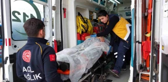 Samsun'da Hafif Ticari Araç Tırın Dorsesine Çarptı: 1 Yaralı