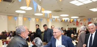 Kayseri Büyükşehir Belediye Başkanı Memduh Büyükkılıç, Yeşilhisar'da iftar buluşması düzenledi