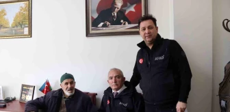 Iğdırlı Ahmet Işık Emekli Maaşını Gazze'ye Bağışladı