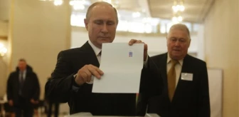 Rusya'da 112 milyon kişinin oy kullanabileceği 3 günlük seçim süreci başladı