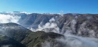 Uludere'de etkili olan sis dronla görüntülendi