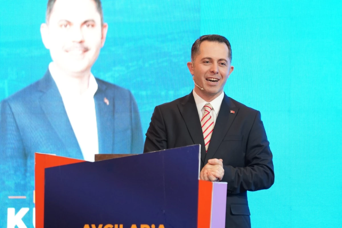 AK Parti Avcılar Belediye Başkan Adayı Abdullah Küçükoğlu, 55 vizyon projesini tanıttı