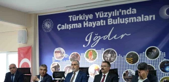 Çalışma ve Sosyal Güvenlik Bakanı Vedat Işıkhan, Halkla Omuz Omuza Yürümeye Devam Ediyor