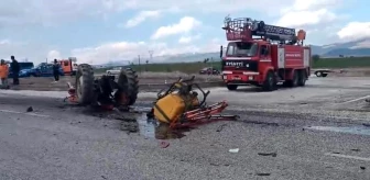 Isparta'da traktör ile otomobil çarpışması: 4 yaralı