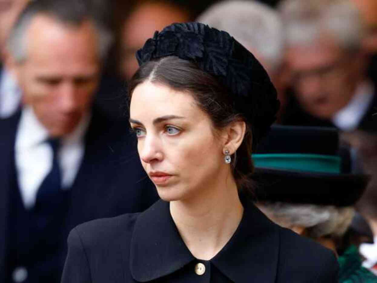 Kate Middleton öldü mü? Kate Middleton'ın nerede? Kraliyet ailesinde neler oluyor?