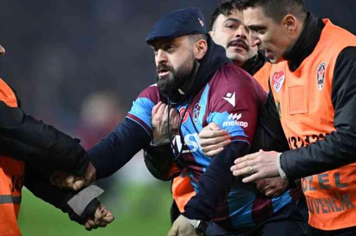 Trabzonspor Başkanı Ertuğrul Doğan, Fenerbahçe maçındaki olaylara ilişkin açıklama yaptı Trabzonspor Başkanı Ertuğrul Doğan, Fenerbahçe maçındaki olaylara ilişkin açıklama yaptı