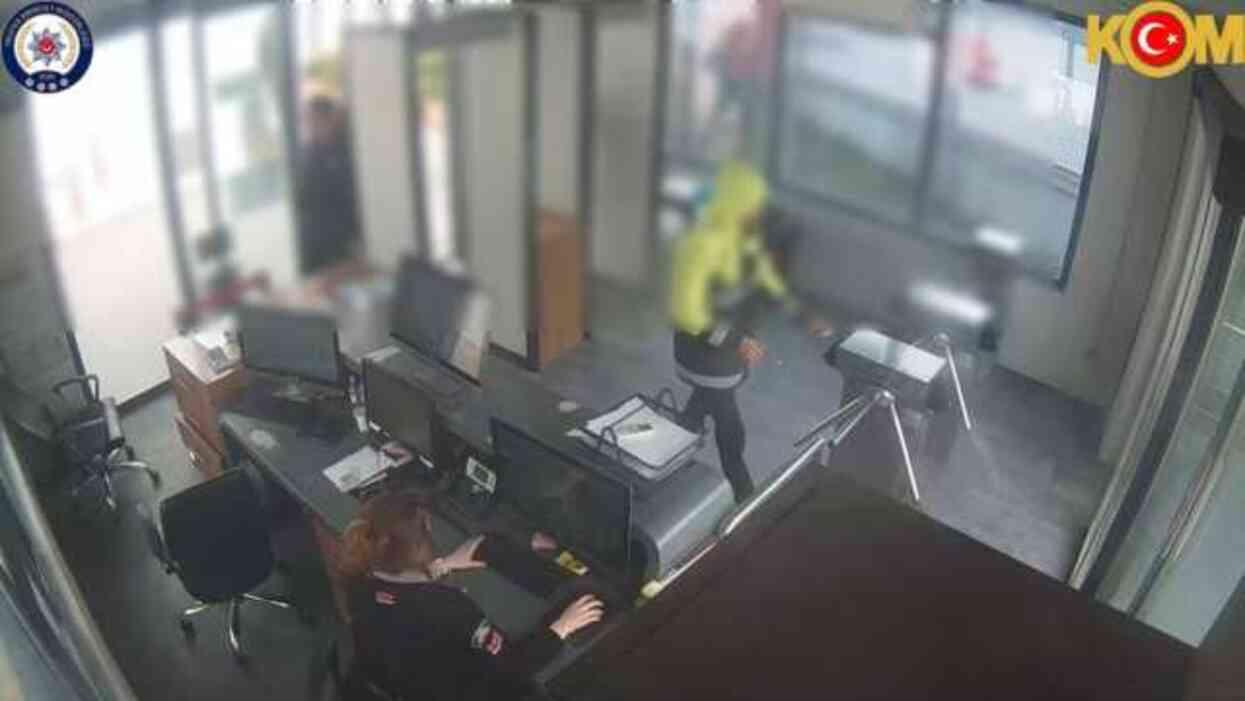 Cezaevi firarisini RoRo gemisiyle kaçıran 4 kişi tutklandı