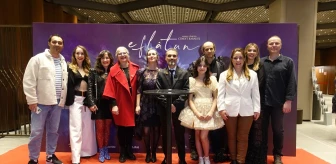 Kerem Bürsin ve İrem Helvacıoğlu'nun başrolünde olduğu 'Eflatun' filminin galası yapıldı