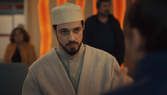 Kızıl Goncalar dizisindeki 'Ramazan' sahnesi seyircileri sinirlendirdi