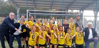 Bozüyük Yıldız Kızlar Çim Hokeyi Takımı Türkiye Yarı Finallerine Katılmaya Hak Kazandı