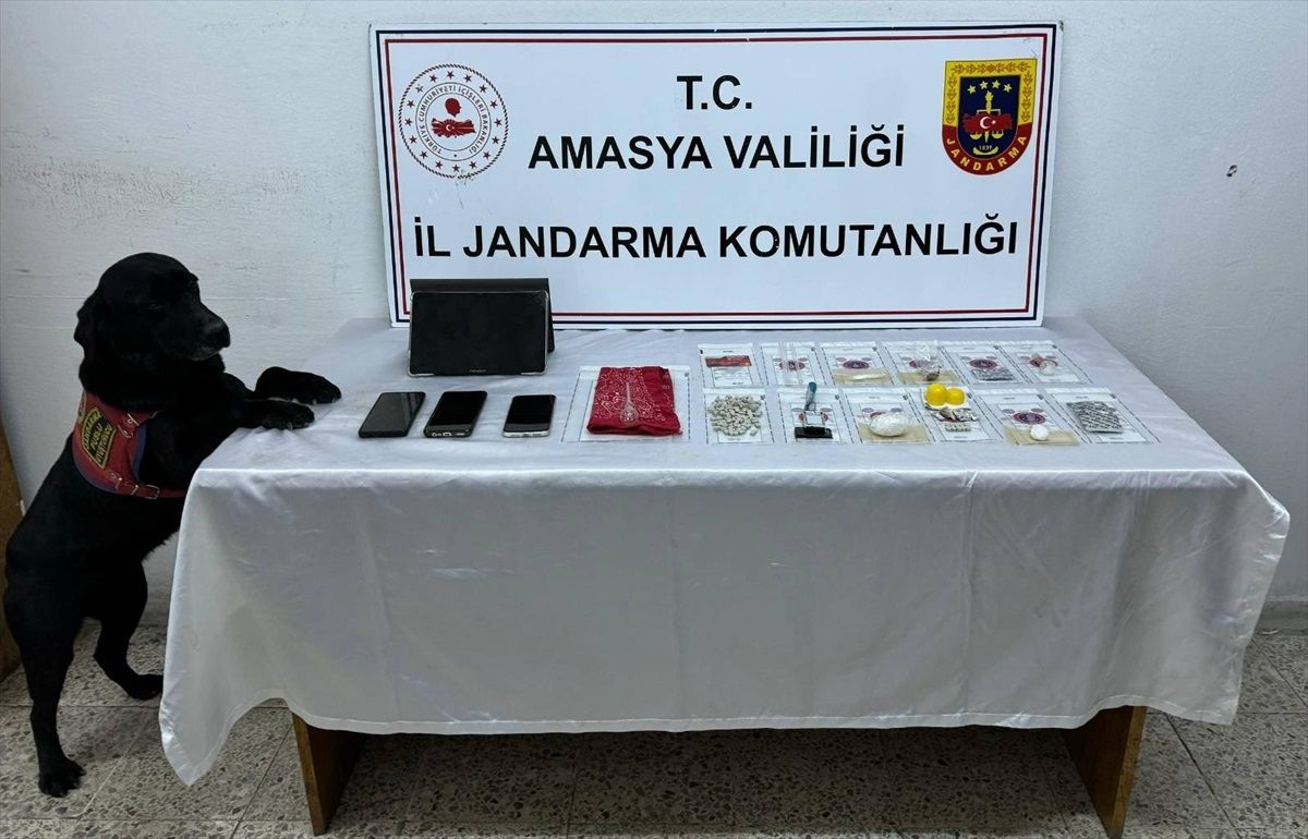 Amasya'da Uyuşturucu Operasyonunda 4 Şüpheli Tutuklandı