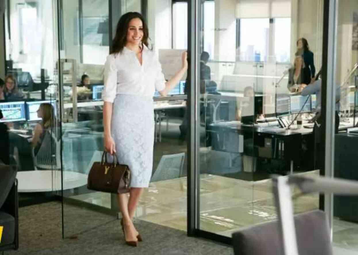 Prens Harry ve Meghan Markle'ın biyografileri Kraliyet ailesi web sitesinden silindi