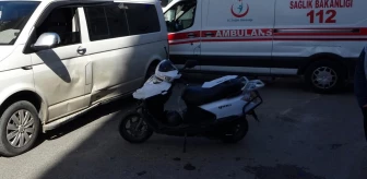 Manavgat'ta Motosiklet ile Kamyonet Çarpıştı: 1 Yaralı