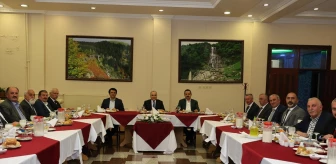 Artvin Valisi Cengiz Ünsal, İl Genel Meclisi üyeleri ile iftar yaptı