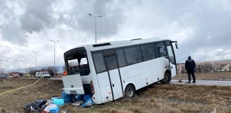 Kayseri-İncesu yolunda cezaevi nakil aracı devrildi, 11 kişi yaralandı