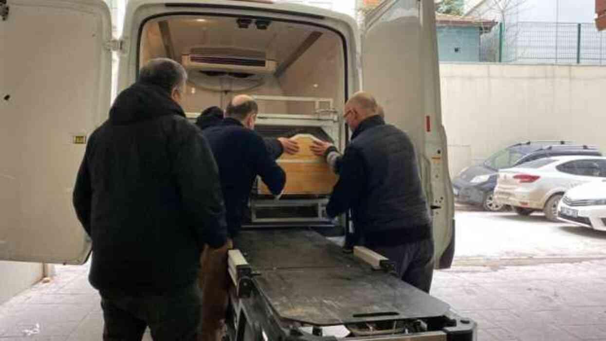 İki çocuğunu öldürüp 'Cennete gönderdim' diyen baba, hakim karşısına çıktı