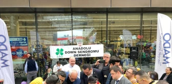 İzmir'de Down Sendromu Farkındalık Günü Etkinliği Gerçekleştirildi