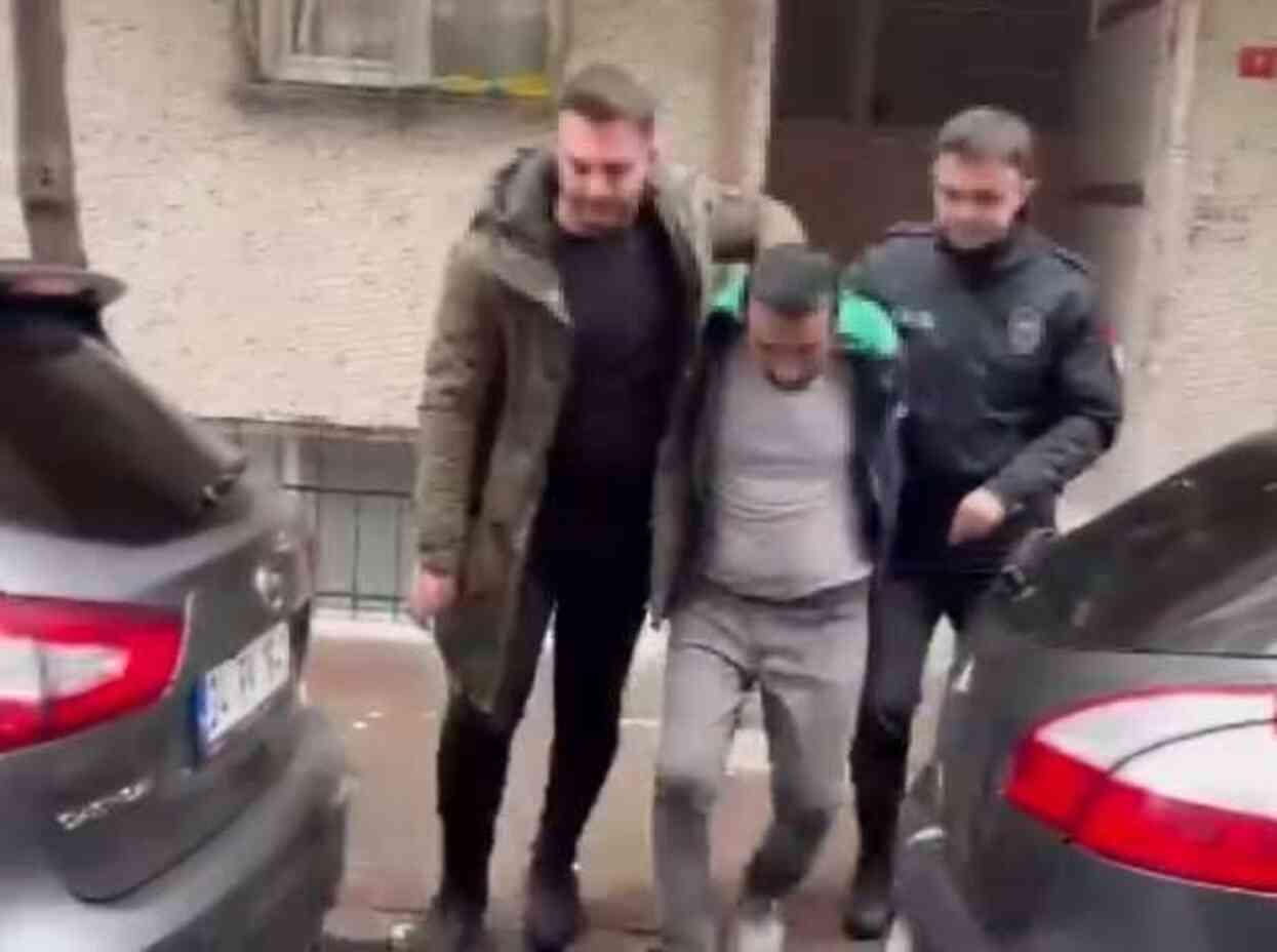 Markette uyuşturucu alışverişi güvenlik kamerasına takıldı Markette uyuşturucu alışverişi güvenlik kamerasına takıldı