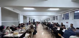 Oğuzlar Kaymakamı Muhammed Turan, Değerler Atölyesi kursiyer öğrencileri ve velileriyle iftarda buluştu