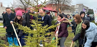 OMÜ'de Bahar Bayramı Ağaç Dikme Töreni Gerçekleştirildi