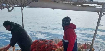 Didim'de Balıkçılar Su Avcılığı Kanunu Hakkında Bilgilendirildi