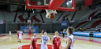 Down Sendromlu Milli Basketbol Takımı Finlandiya'yı Yendi