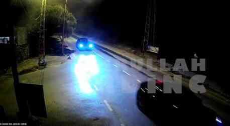 Eylem Tok ve oğlunun yeni görüntülerinde çarpıcı detaylar: Ehliyetsiz araç kullanmasına göz yummuş Eylem Tok ve oğlunun yeni görüntülerinde çarpıcı detaylar: Ehliyetsiz araç kullanmasına göz yummuş