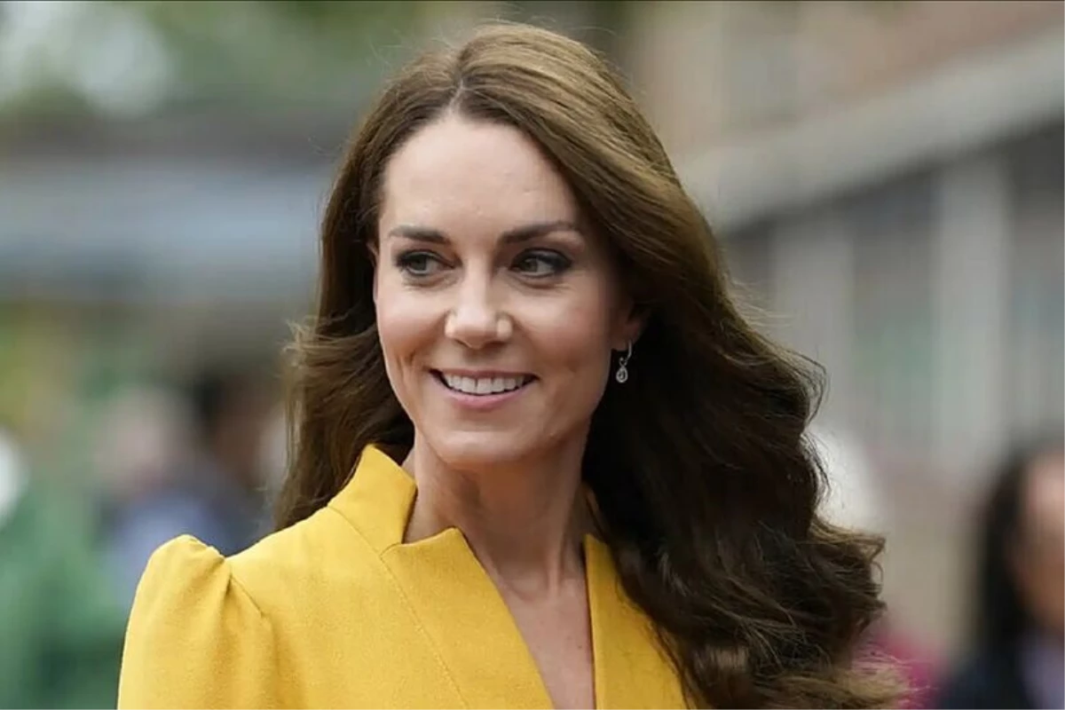 Kate Middleton, St. Patrick Günü münasebetiyle İrlanda muhafızlarına siyah bira ısmarladı