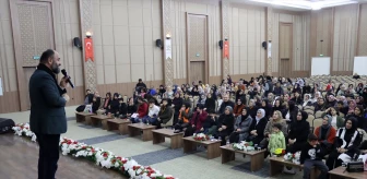Midyat'ta Namaz Konulu Konferans Düzenlendi