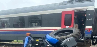Isparta'da traktör ile yolcu treni çarpıştı