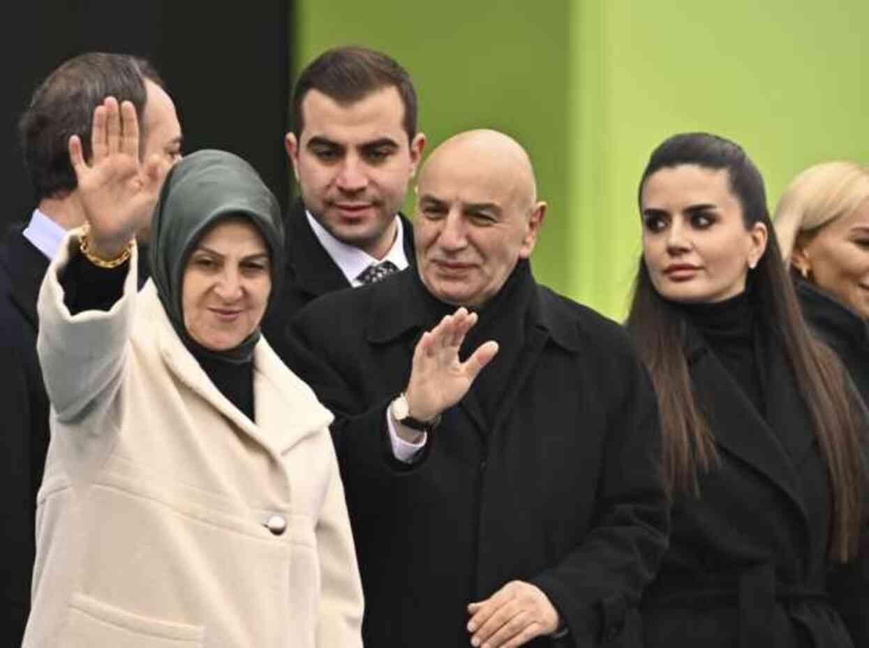 Ankara mitingine kaç kişi katıldı? Cumhurbaşkanı Erdoğan sayı verdi, alandakiler coştu Ankara mitingine kaç kişi katıldı? Cumhurbaşkanı Erdoğan sayı verdi, alandakiler coştu