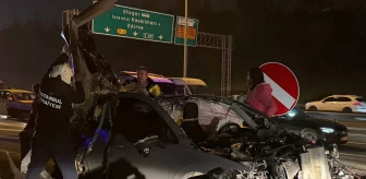 TEM Otoyolu'nda Otomobil Bariyerlere Çarptı, Sürücü Ağır Yaralandı