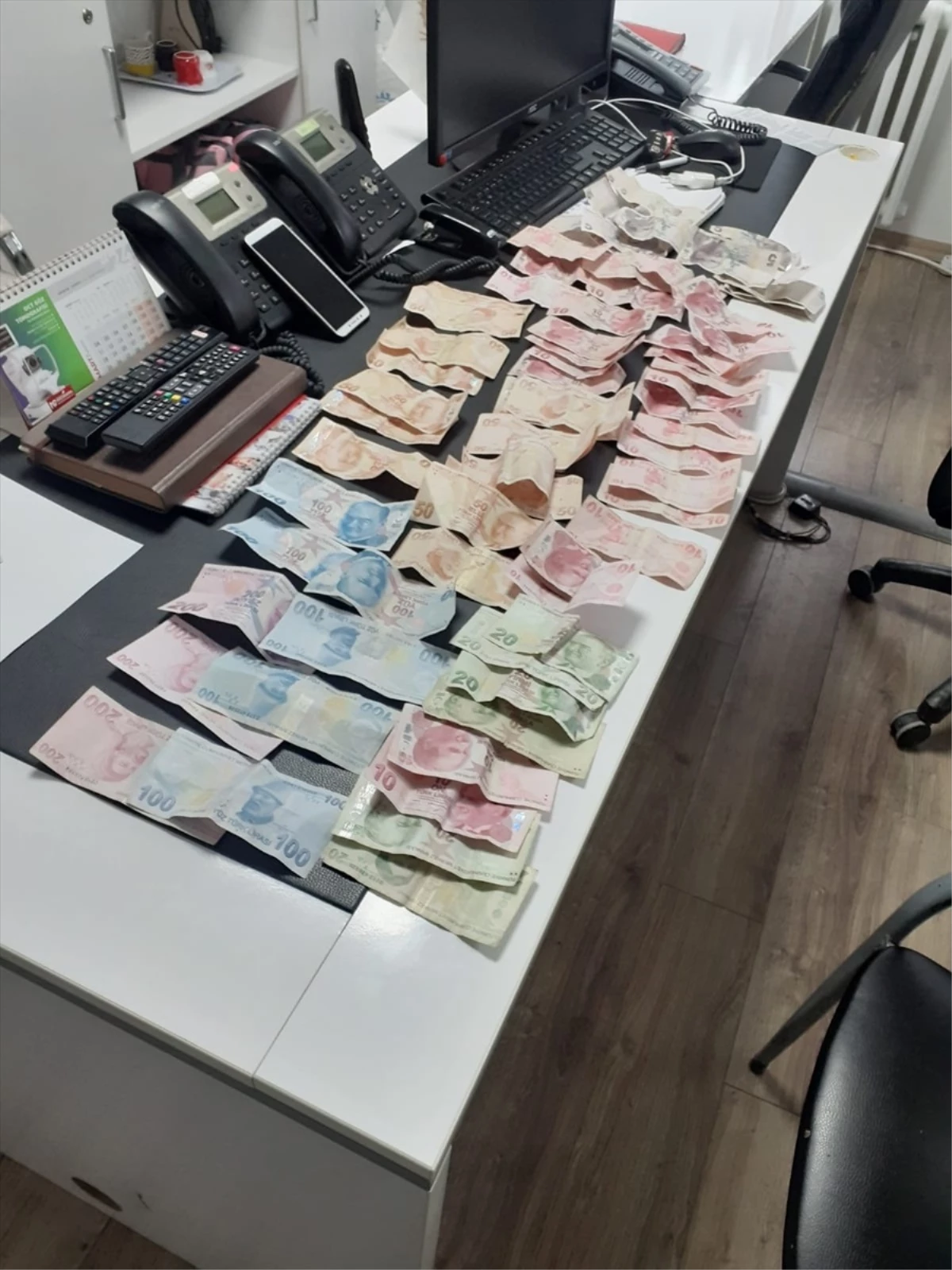 Sinop'un Gerze ilçesinde dilenciye yapılan işlemde 2 bin 500 lira bulundu