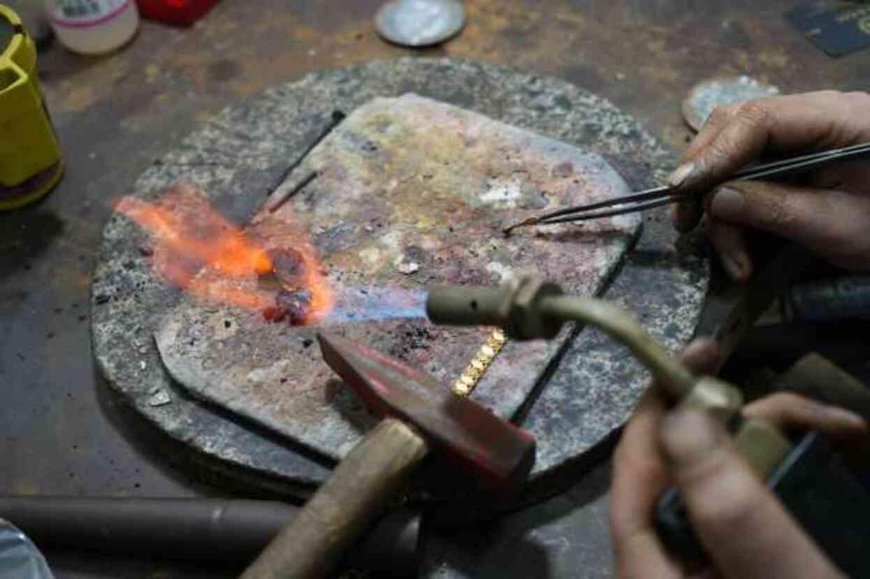 'Yardım kömürlerinden altın çıkıyor' iddiası şehri karıştırdı! Gerçek bambaşka çıktı